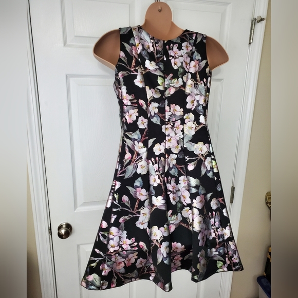 Robbie Bee Metallic Floral Fit and Flare Dress - Picture 7 of 11